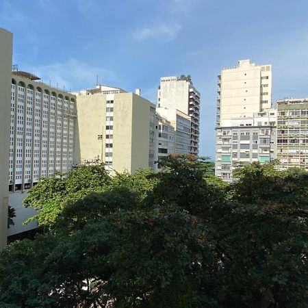Apartamento Em Copacabana A Um Quarteirao Da Praia! Appartement Rio de Janeiro Buitenkant foto